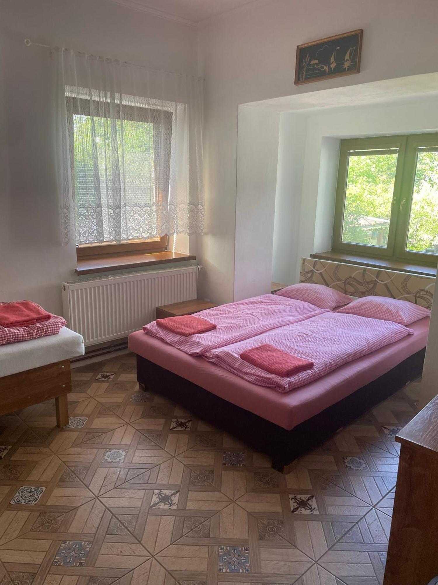 Na Upati Palavy Hotel Horni Vestonice Eksteriør billede